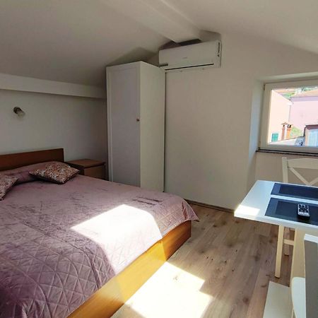 Crystal Deluxe Lägenhet Rovinj Exteriör bild