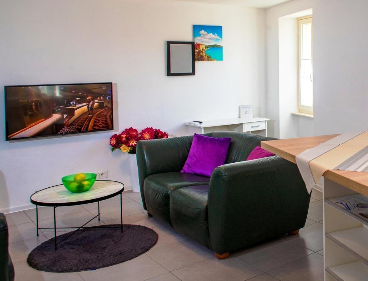 Crystal Deluxe Lägenhet Rovinj Exteriör bild