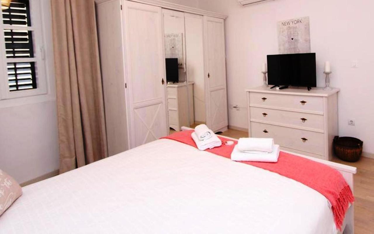 Crystal Deluxe Lägenhet Rovinj Exteriör bild