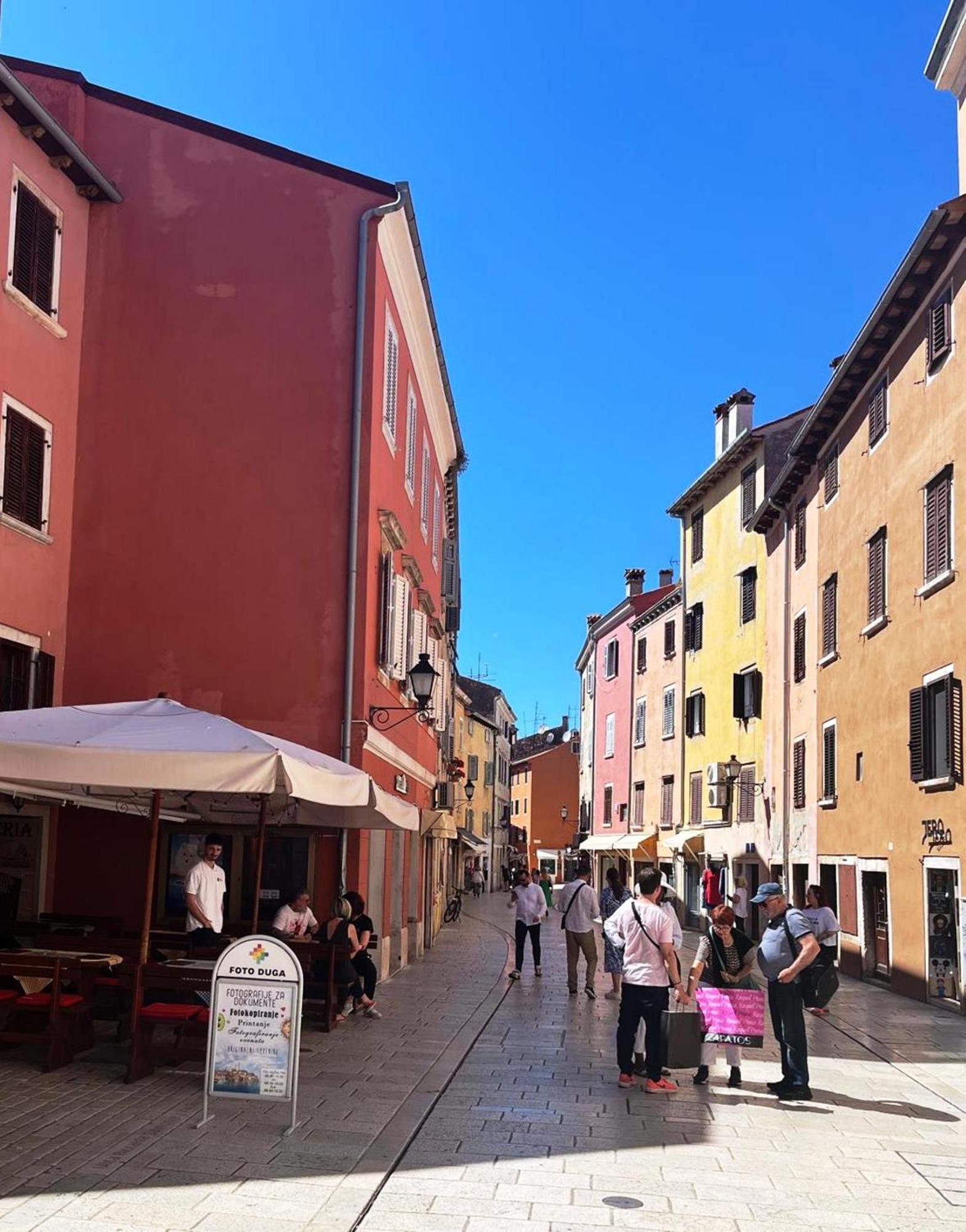 Crystal Deluxe Lägenhet Rovinj Exteriör bild