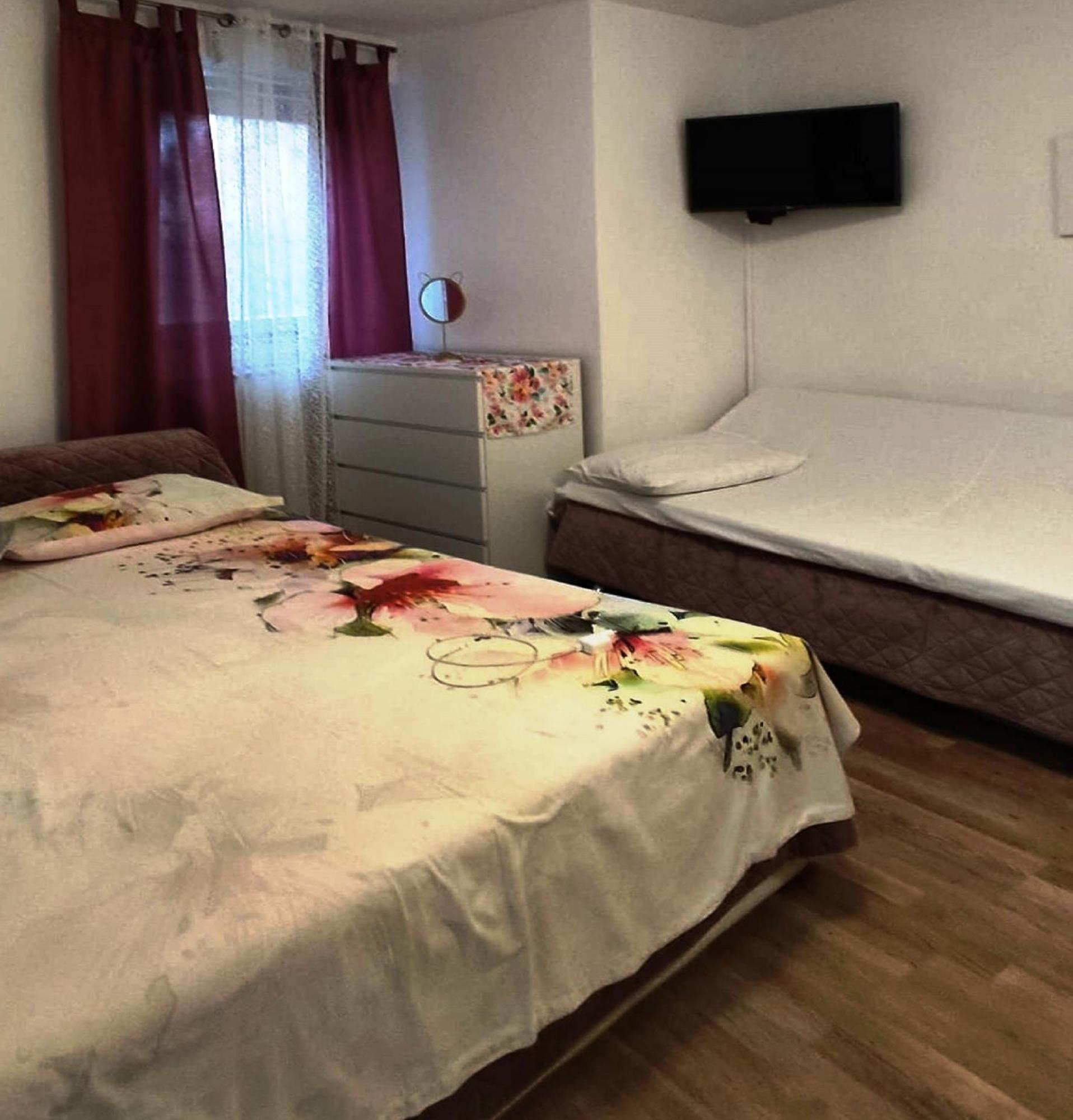 Crystal Deluxe Lägenhet Rovinj Exteriör bild